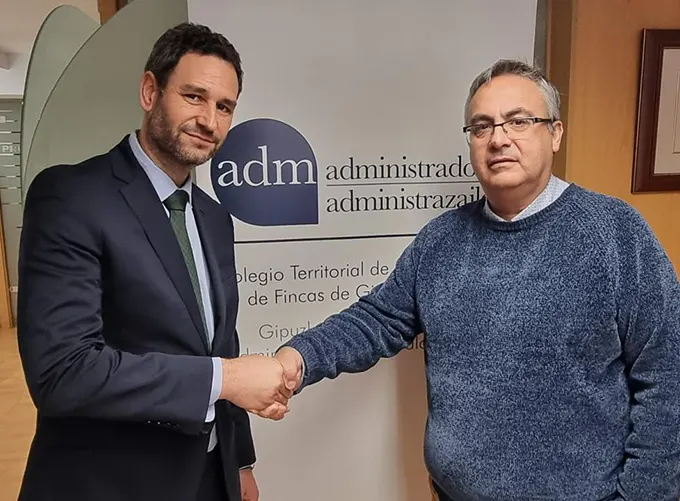 Convenio de colaboración entre navarroynavarro y administradores de Guipúzcoa.